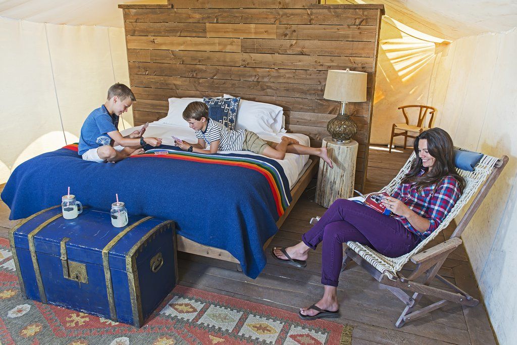 Conestoga Ranch Glamping Resort جاردن سيتي المظهر الخارجي الصورة